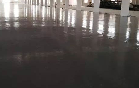 廠房使用環氧地坪漆有哪些好處？如何正確施工？